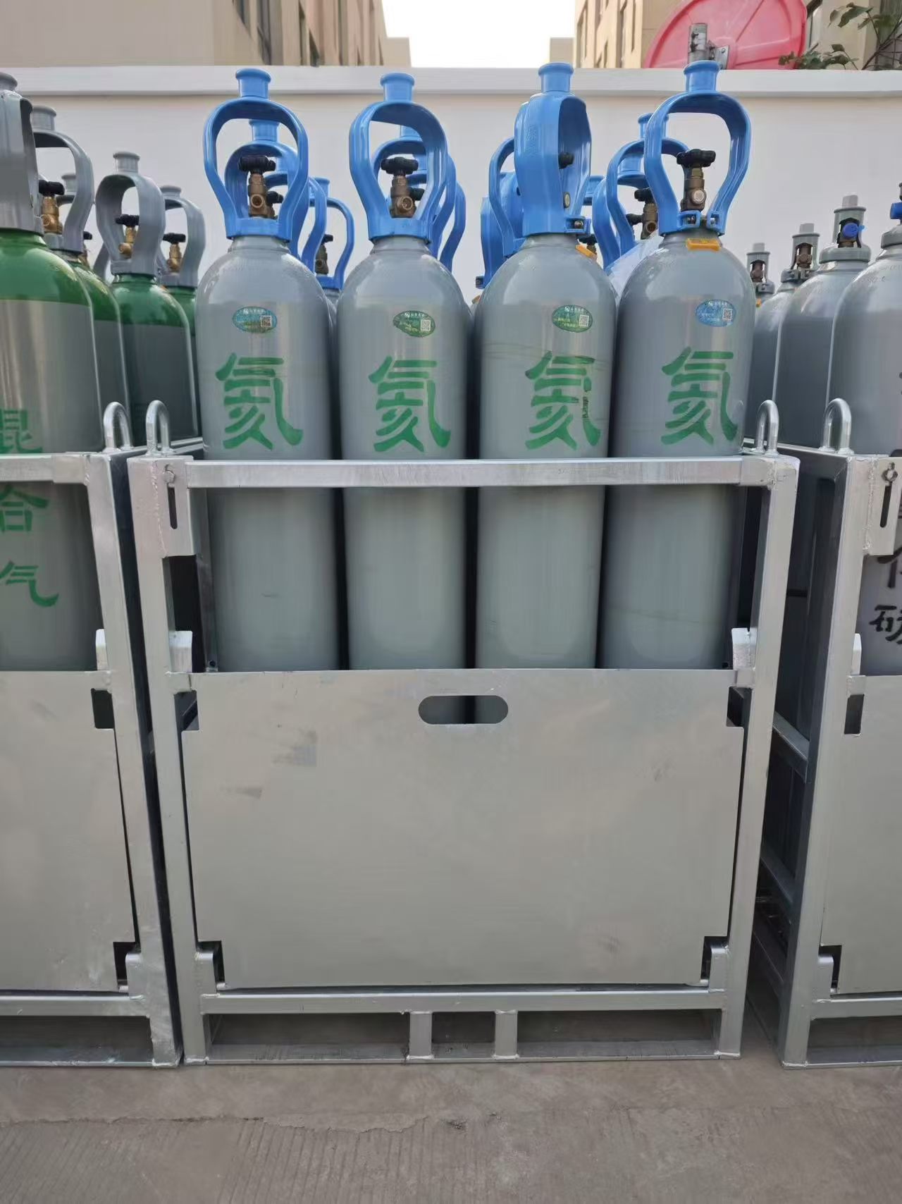 氦气